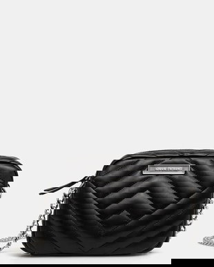 Armani Exchange poseta