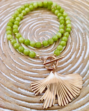 Colier CHOKER jad verde crud & frunza ginkgo aurie