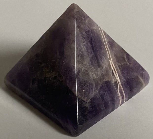 Ametist Chevron - Piramida piatra semipretioasa