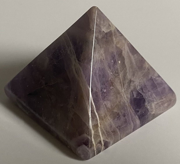 Ametist Chevron - Piramida piatra semipretioasa