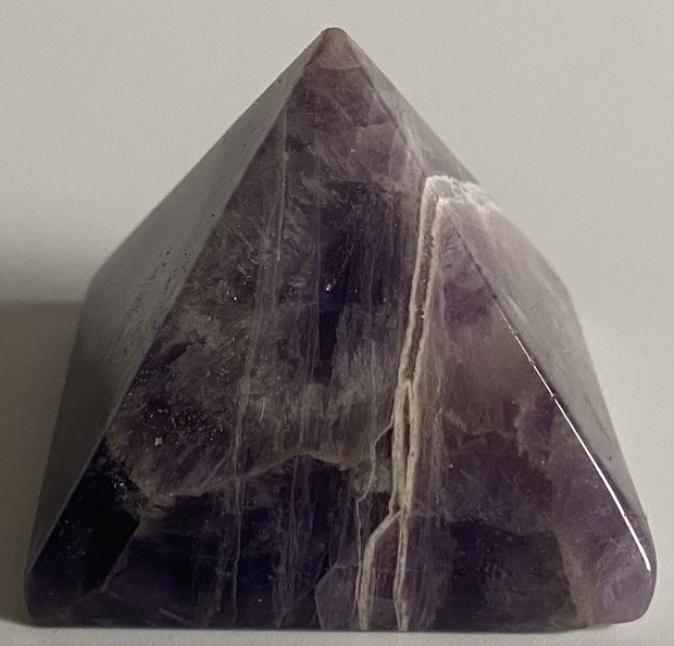 Ametist Chevron - Piramida piatra semipretioasa