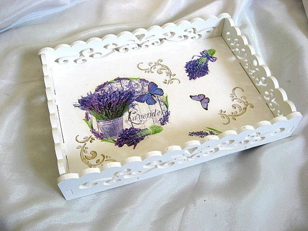 Tava servit la masa decorata cu lavanda 52136