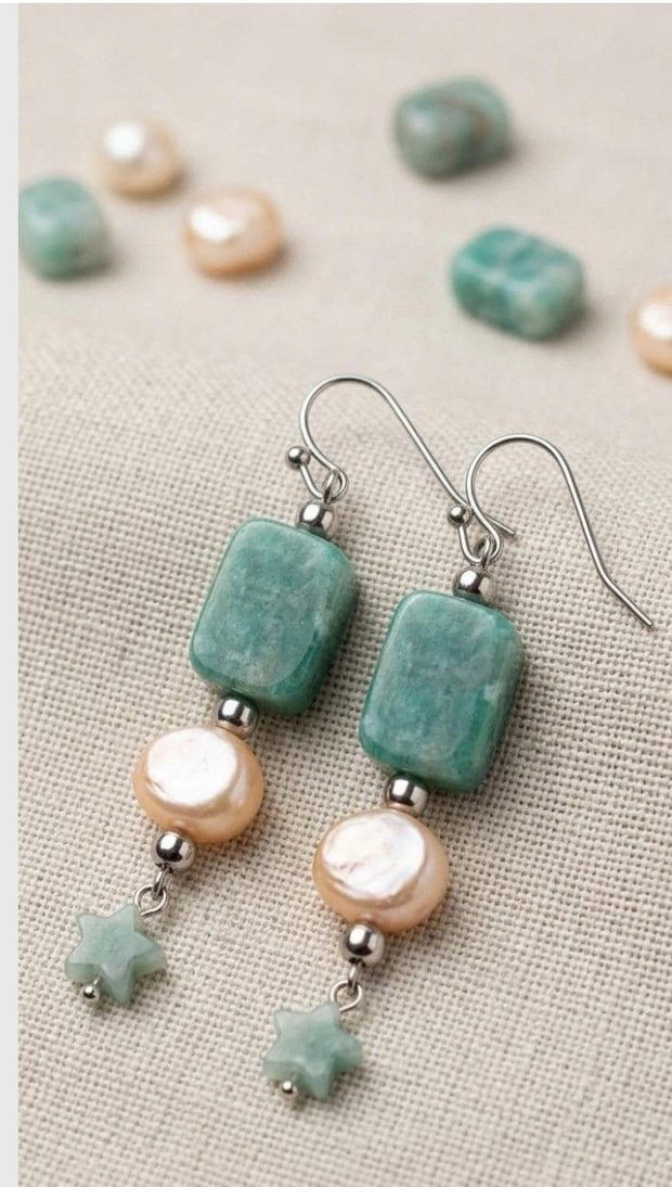 Cercei handmade cu amazonit și perle baroque, cercei verzi eleganți cu steluță, model mediu alungit
