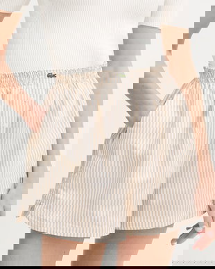 Lacoste pantaloni scurți pentru femei, din in