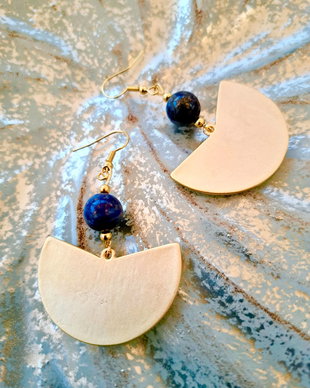 Cercei Boho Zamac aurit & lapis lazuli