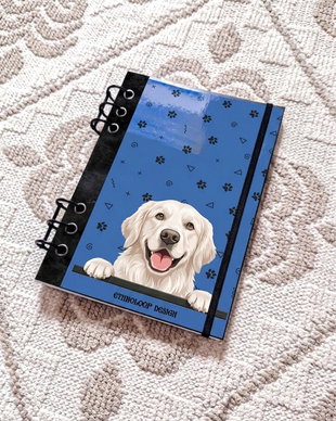 Caiet Mecanic A5 cu Refill Rezerve Foi - Curiosul Golden Retriever Englezesc v6 (Albastru Azur)