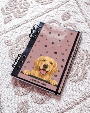 Caiet Mecanic A5 cu Refill Rezerve Foi - Curiosul Golden Retriever Standard v8 (Roz Prafuit)
