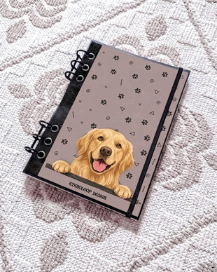 Caiet Mecanic A5 cu Refill Rezerve Foi - Curiosul Golden Retriever Standard v10 (Gri-Bej/ Grej)