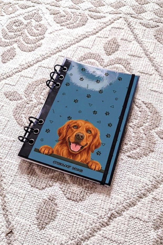 Caiet Mecanic A5 cu Refill Rezerve Foi - Curiosul Golden Retriever American v5 (Albastru Petrol)
