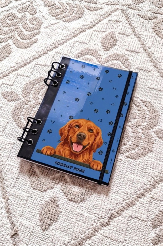 Caiet Mecanic A5 cu Refill Rezerve Foi - Curiosul Golden Retriever American v6 (Albastru Azur)