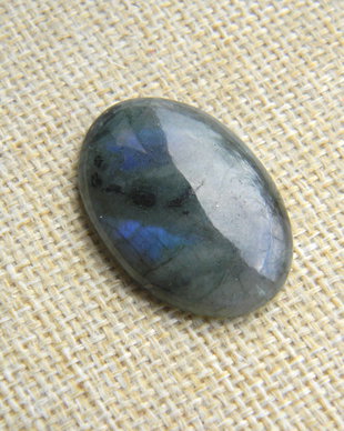 Caboson labradorit (C56)