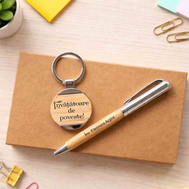 Set premium pix și breloc bambus | Cadou personalizat învățătoare