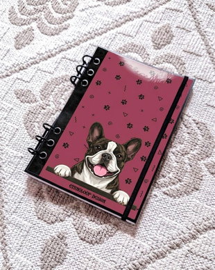 Caiet Mecanic A5 cu Refill Rezerve Foi - Curiosul Buldog Francez Tigrat v1 (Rosu Burgund)