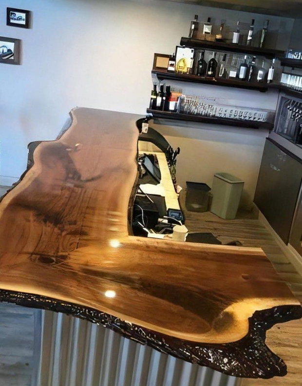 Blat de bar din lemn masiv live edge design natural rustic ATP Wood
