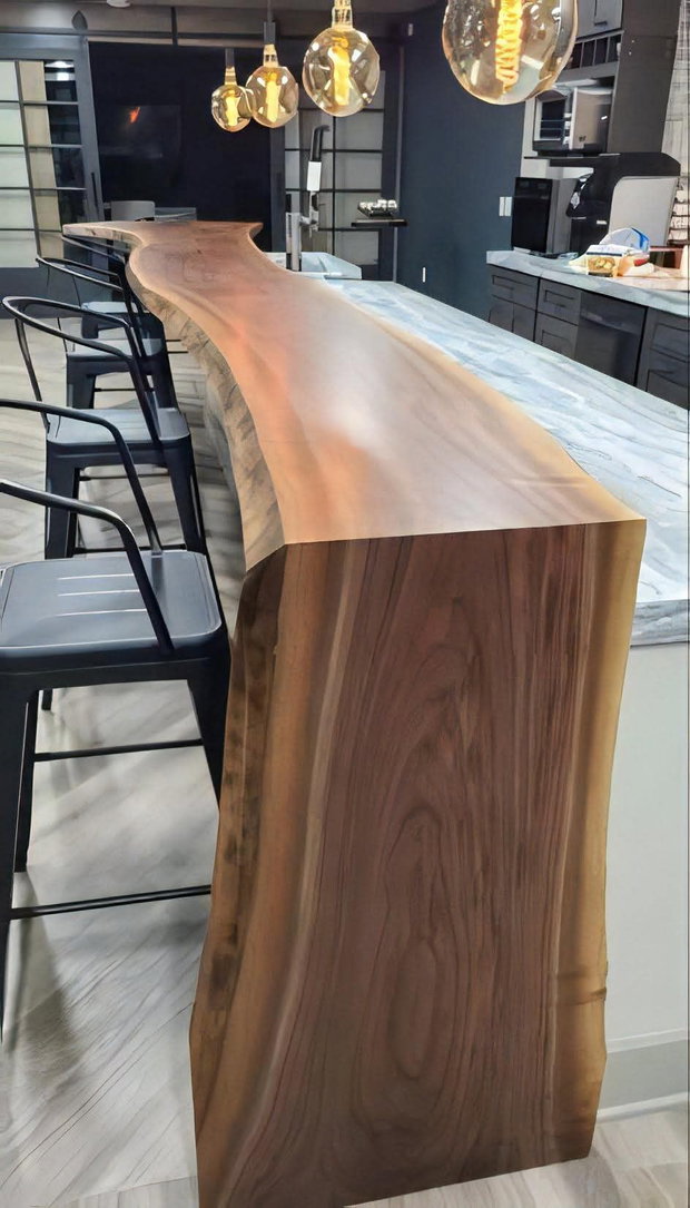 Blat de bar din lemn masiv dintr-o bucată live edge design natural ATP Wood