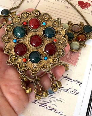 Colier fabulos vintage cu agate・Colier etnic cu influente indiene・Colier cu agate incrustate・Colier deosebit cu cabochon agata
