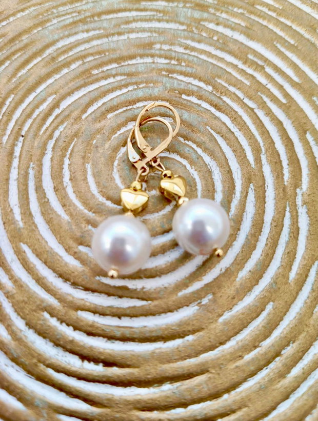 Set inimi hematit auriu & Perle albe de Mallorca