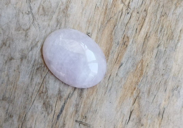 Cabochon cuart roz, 40x30x7-8 mm