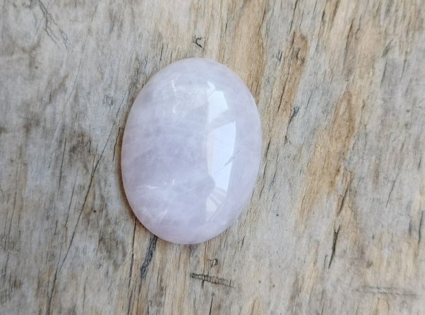 Cabochon cuart roz, 40x30x7-8 mm