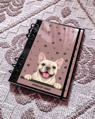 Caiet Mecanic A5 cu Refill Rezerve Foi - Curiosul Buldog Francez Crem v8 (Roz Prafuit)