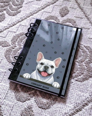 Caiet Mecanic A5 cu Refill Rezerve Foi - Curiosul Buldog Francez Alb v9 (Gri Cenusiu)