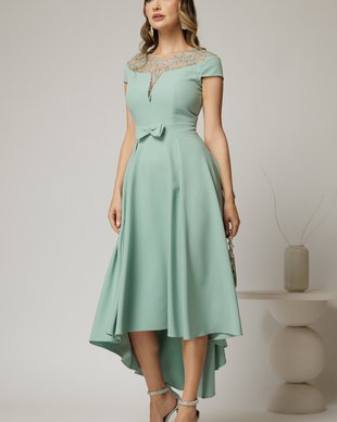Rochie DY Fashion asimetrica verde menta cu funda in talie si aplicatii la decolteu