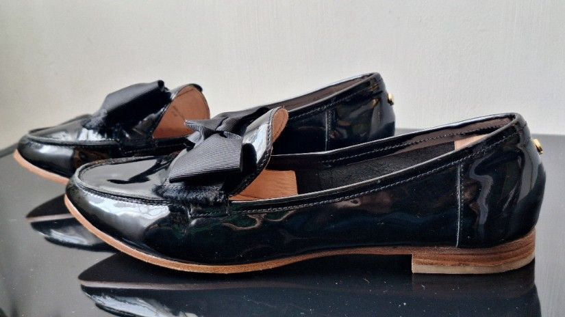 Mocasini cu funda din piele naturala lacuita pentru dama