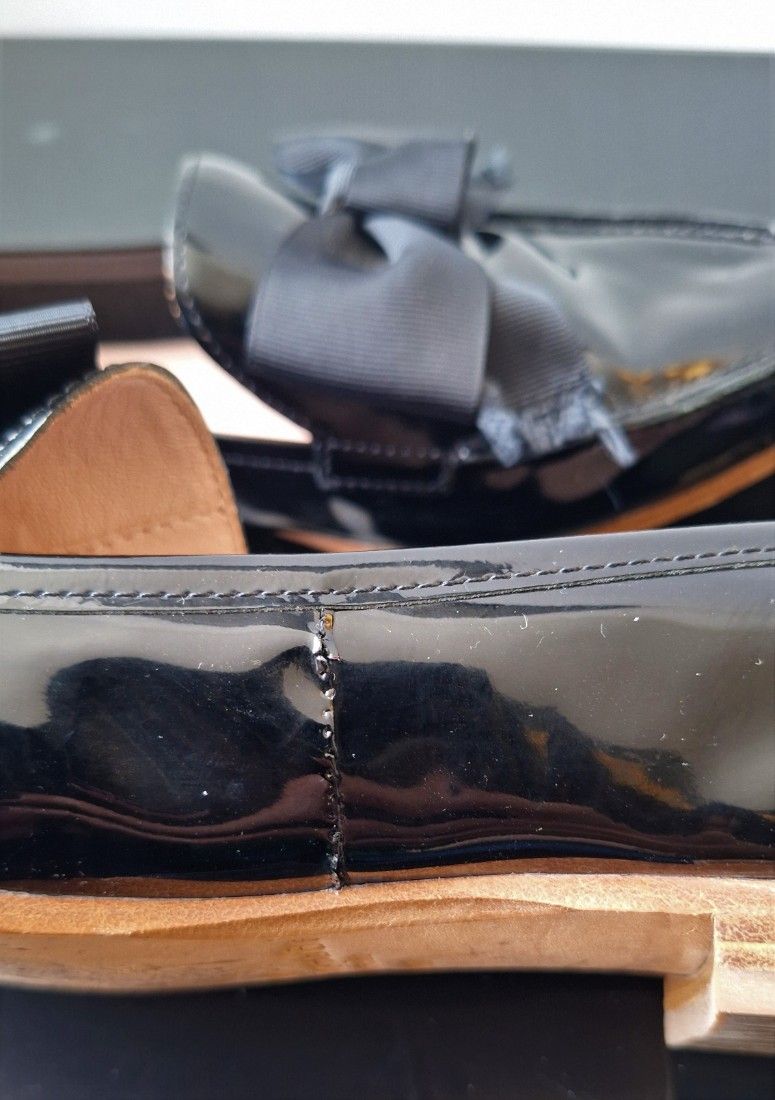 Mocasini cu funda din piele naturala lacuita pentru dama