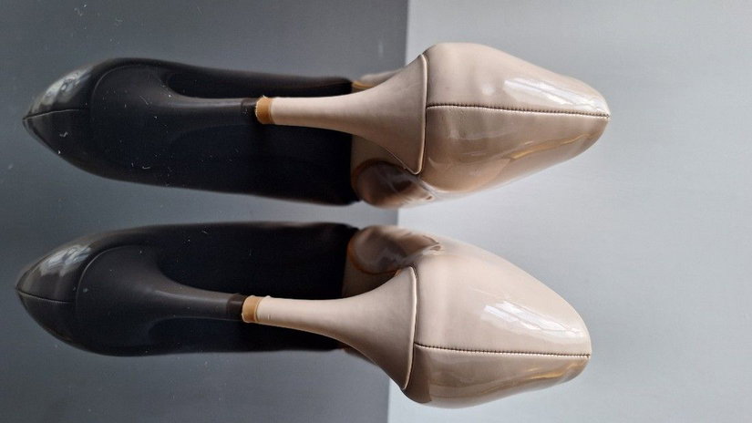 Pantofi nude lacuiti cu toc