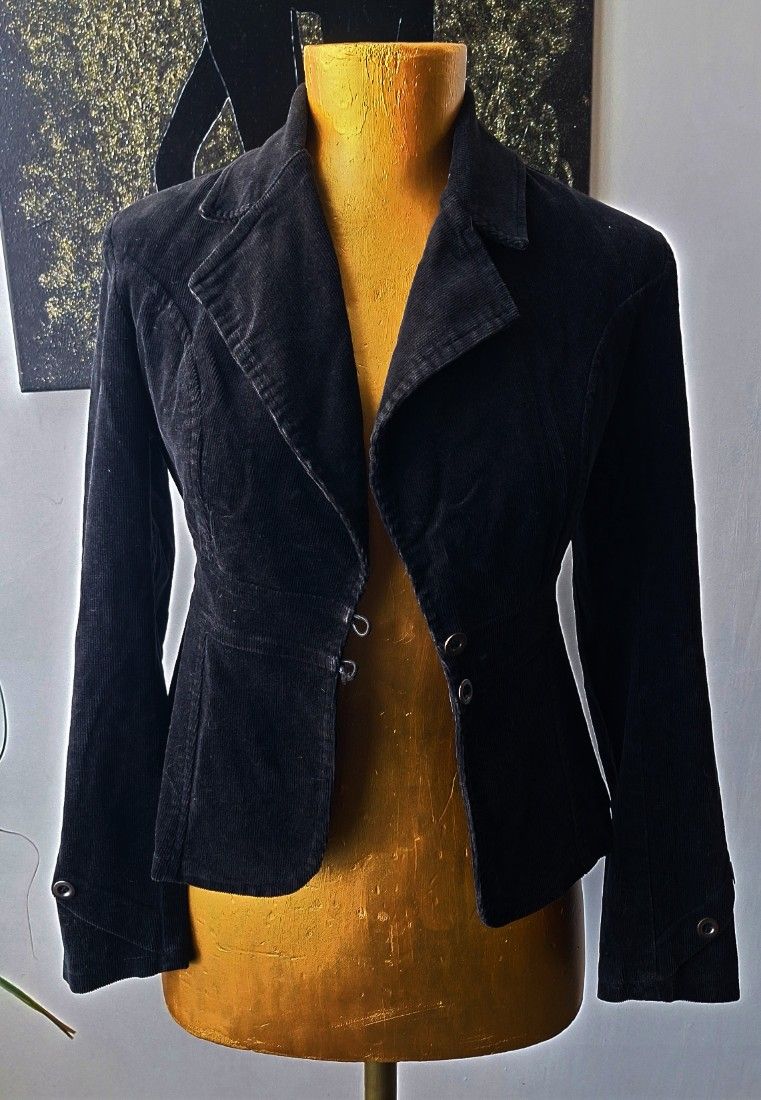 Sacou negru din catifea reiata