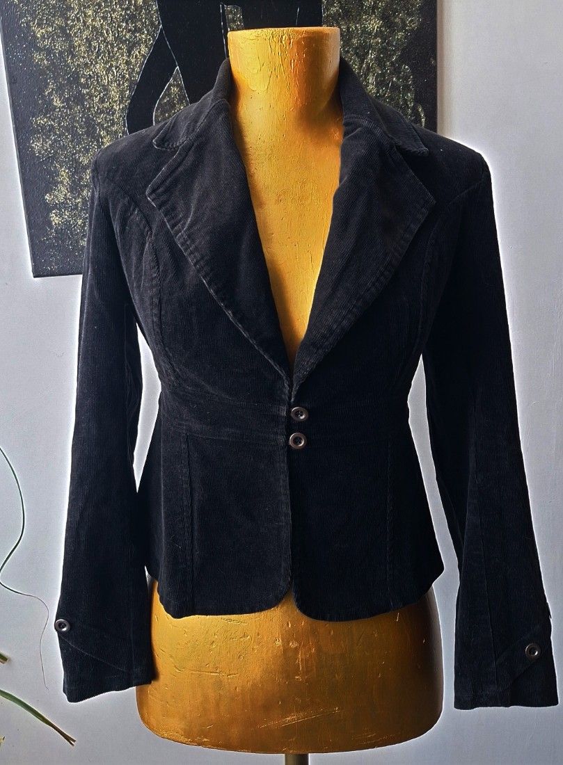 Sacou negru din catifea reiata