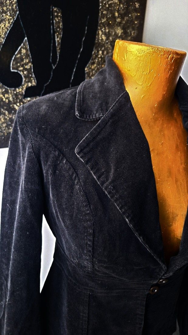 Sacou negru din catifea reiata