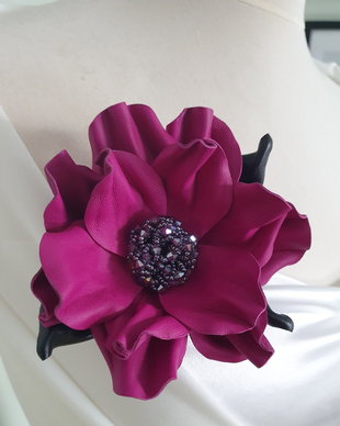 Floare din piele