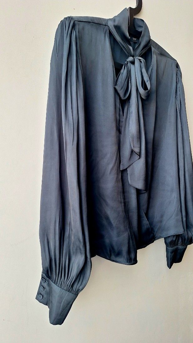 Bluza eleganta cu panglici