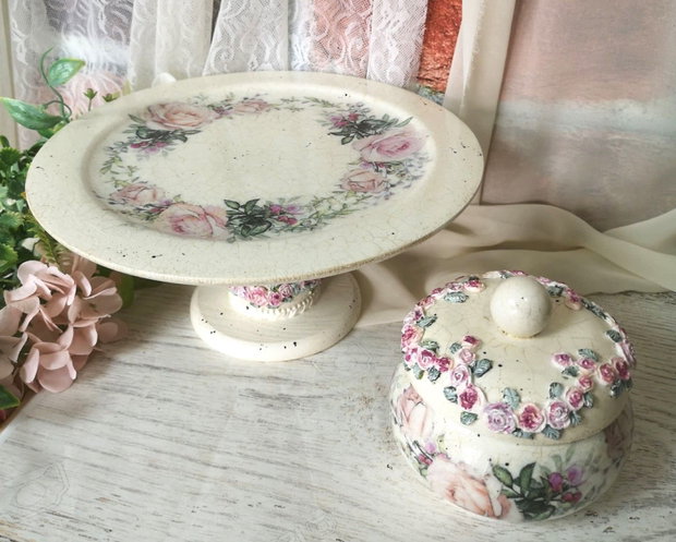 Set decorativ handmade Grădină de Trandafiri cutie și platou vintage shabby chic