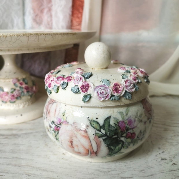 Set decorativ handmade Grădină de Trandafiri cutie și platou vintage shabby chic