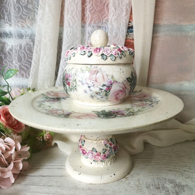 Set decorativ handmade Grădină de Trandafiri cutie și platou vintage shabby chic