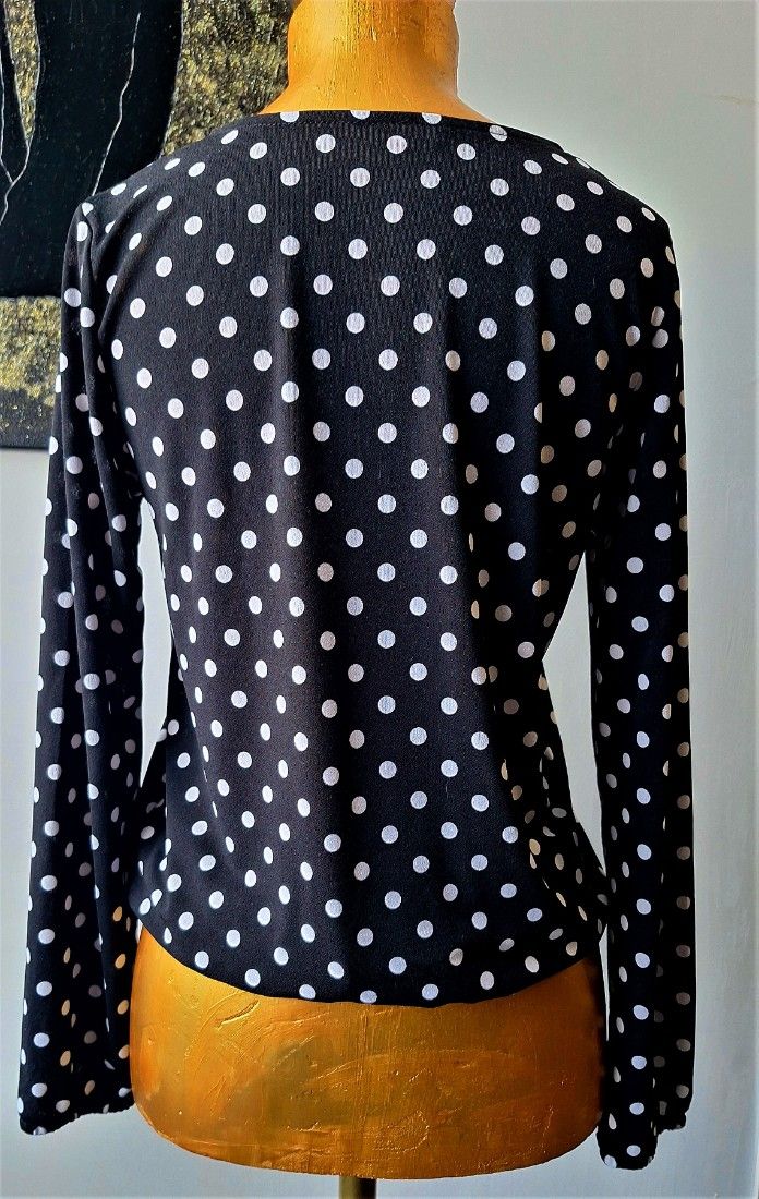 Body negru cu buline albe