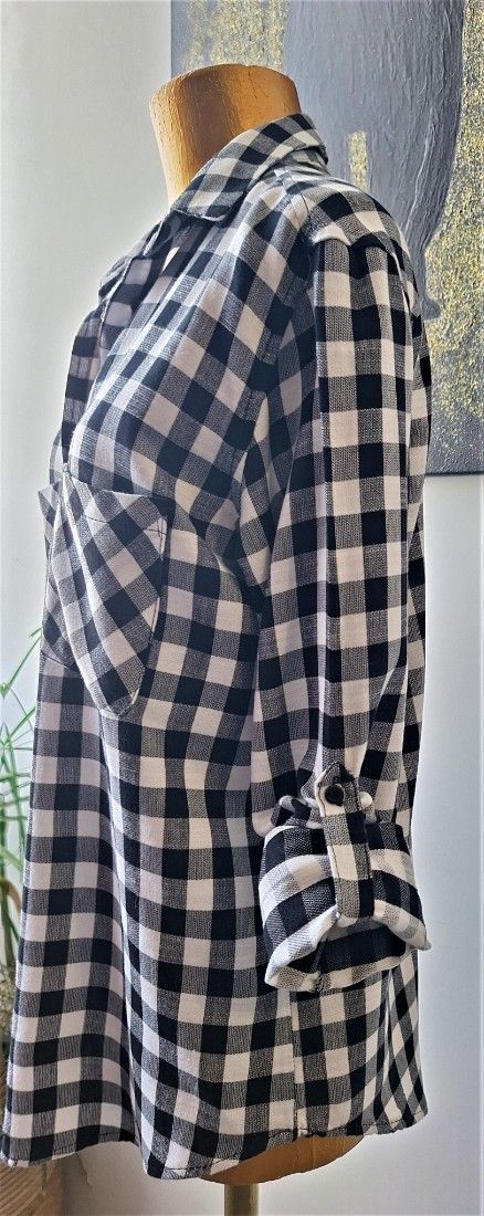 Camasa in carouri alb cu negru