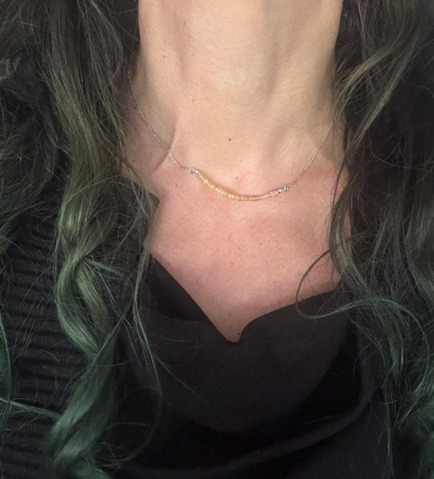 Colier din lantisor foarte fin din argint 925 si opal de foc etiopian natural
