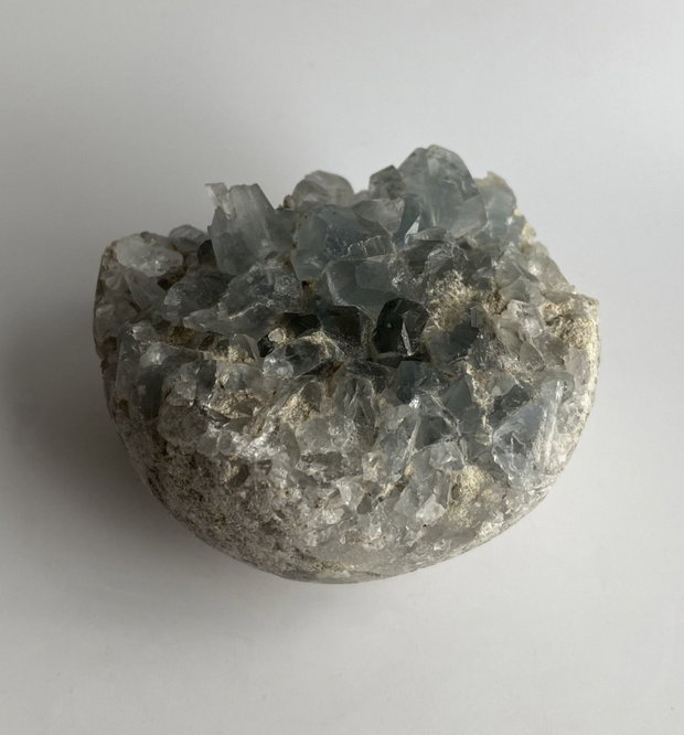 Celestina - Geoda piatra semipretioasa