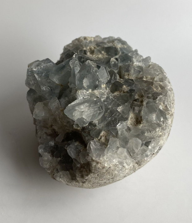 Celestina - Geoda piatra semipretioasa