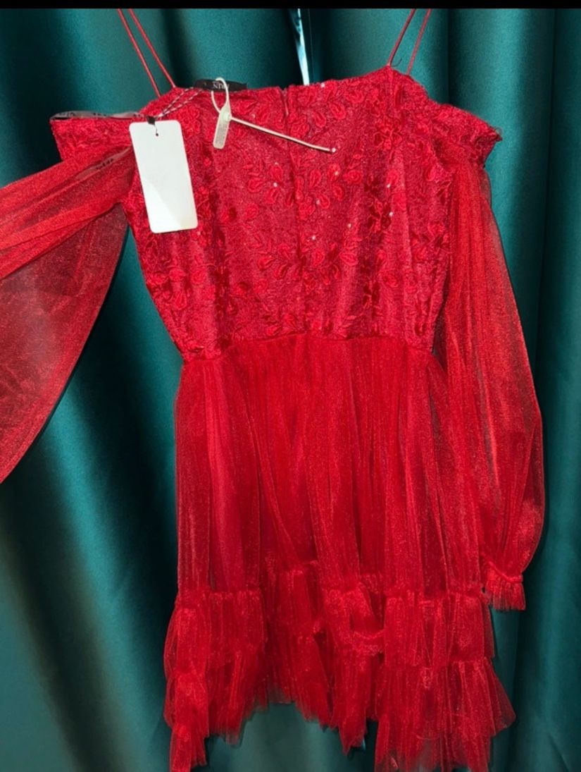 Rochie rosie eleganta