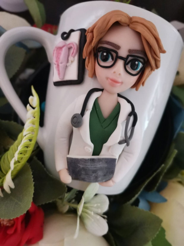 Cana medic ginecolog personalizata din fimo