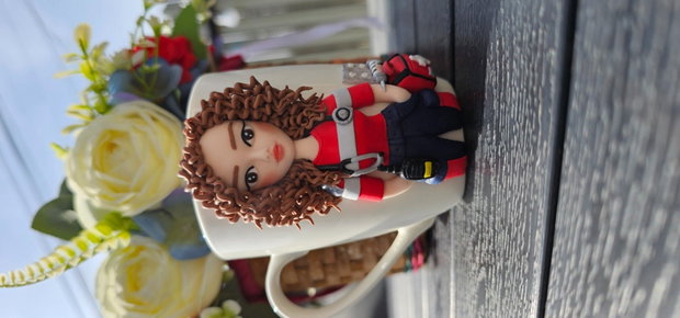 Cana personalizata cu figurina medic/asistent ambulanta