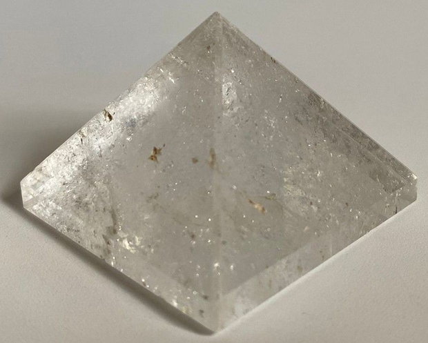 Cuart Transparent (Cristal de Stanca) - Piramida piatra semipretioasa