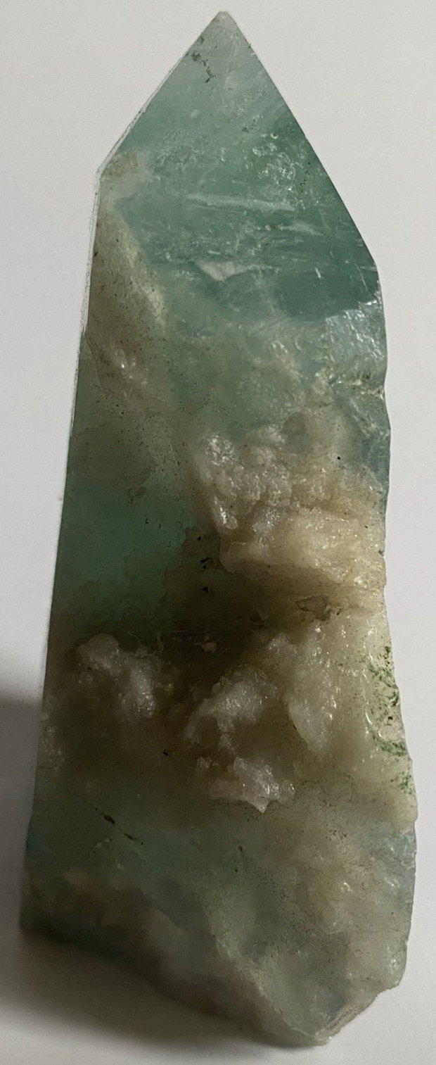 Fluorit Rainbow (Curcubeu) - Obelisc brut din piatra semipretioasa