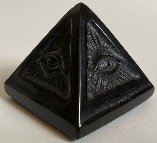 Obsidian - Piramida piatra semipretioasa