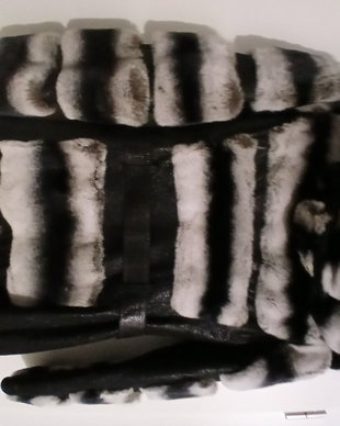 Vând haină blană chinchilla
