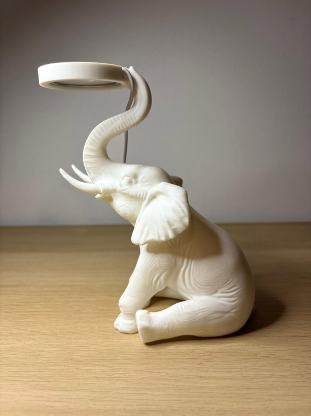 Lampa minimalista cu LED Design Elefant